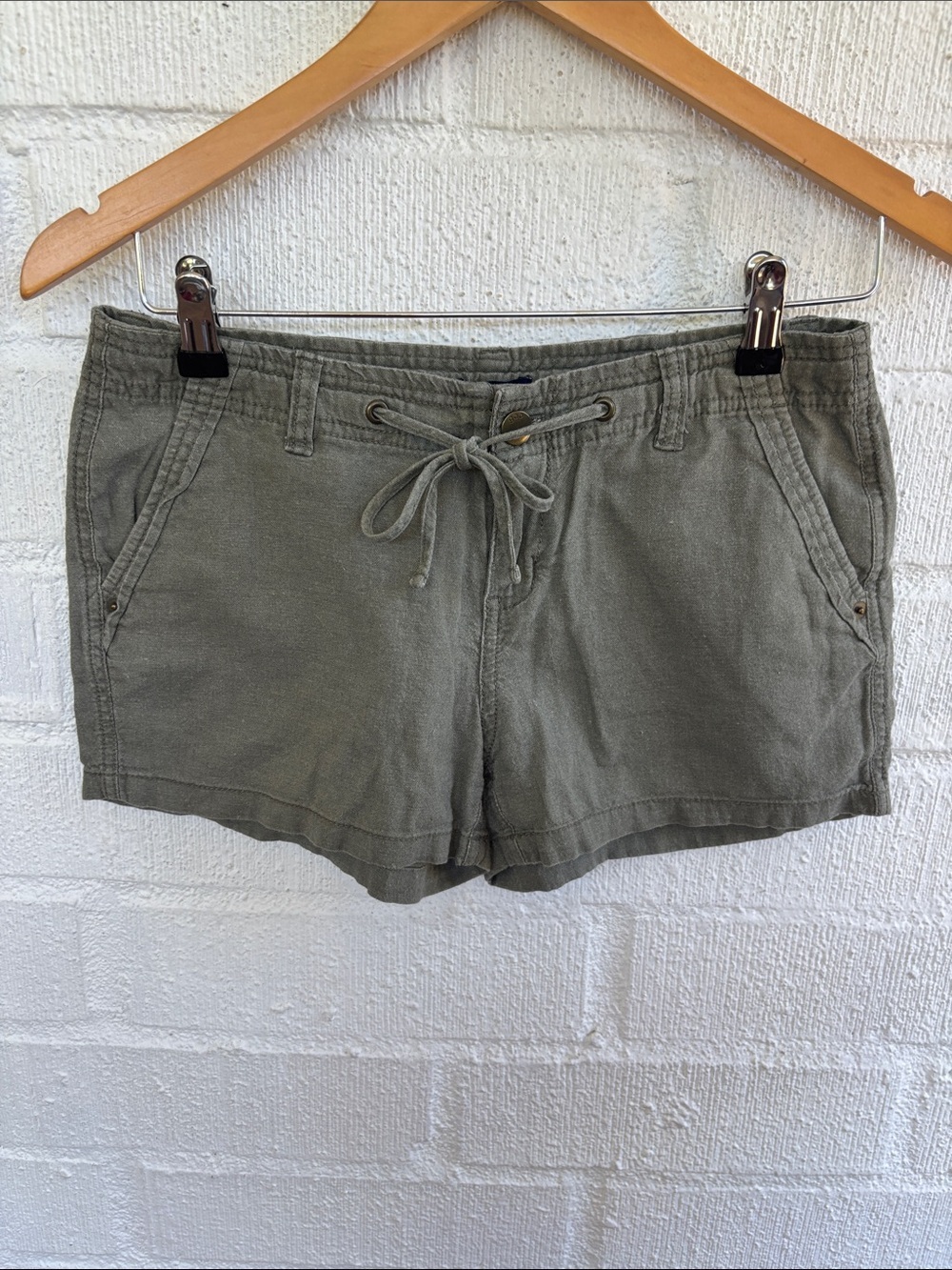 GAP Linen Olive Green Drawstring Shorts sz 0